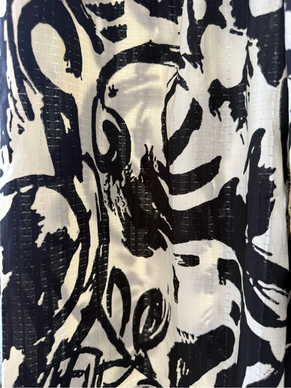 Abstract Wide-Leg Pants Set - Picture 6 of 6
